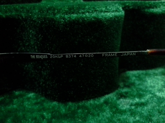 แว่นตา THE BEATLES