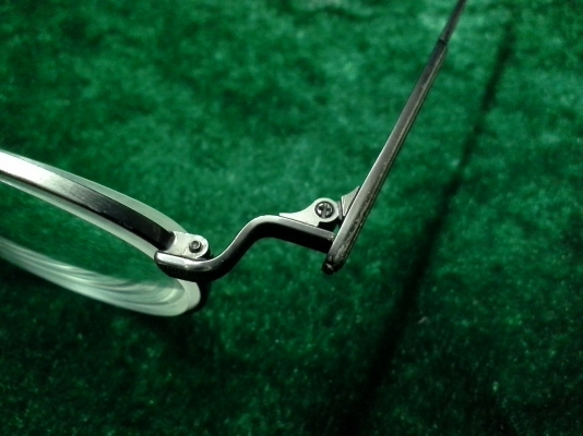 แว่นตา THE BEATLES