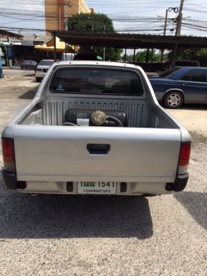 Nissan NV แคปใหญ่