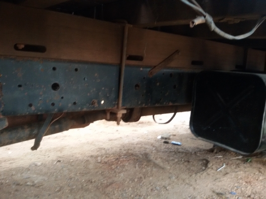 ขาย 6 ล้อ ISUZU NKR ยกหัวได้ พ. เพาเวอร์ (ผอ.ชัยภูมิ อ.หนองบัวแดงรับรถกลับบ้านเอาไปวิ่งงานทำเงินเรียบร้อยแล้ว)(เครื่องแห้ง แน่นๆ (4BC2ฝาดำ) แซสซีสวยไม่ผุไม่ดาม ไม่บวม สวยเดิมทั้งเส้น คอกเหล็กหนาๆ สูง แข็งแรง พร้อมลุยงานได้เลย เอกสารเล่มทะเบียนพร้อมโอน