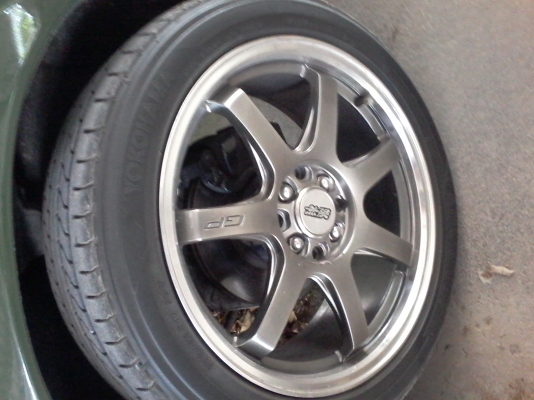 ขายแม็ก205/50/17ปี0313พร้อมยางดอกยางยังเหลือเยอะครับ