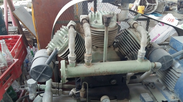 ปั๊มลม ELGI มอเตอร์ 15 HP.  ถังลมใหญ่ ต่อรองราคามาครับ