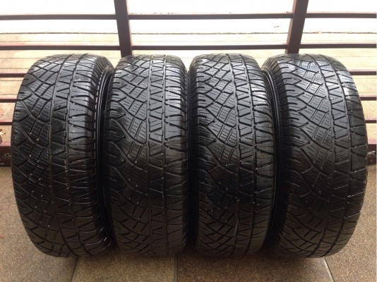 ยาง Michelin Latitude 265 65 17 ปี 13 ดอกเยอะ เนื้อนิ่มๆ ราคาเบาเบา