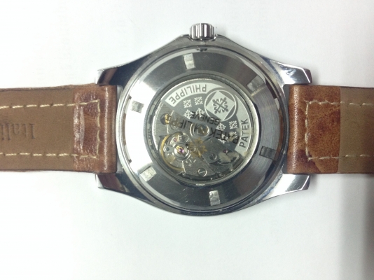 นาฬิกาข้อมือ ออโตเมติก