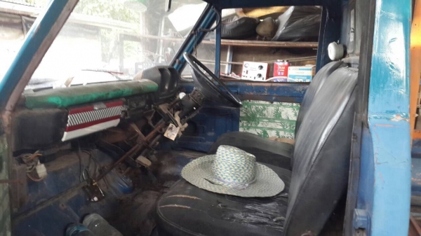 ขายถูกมากๆ รถโตโยต้า  bu 3000 สภาพใช้ได้ ติดต่อ 081-3216287