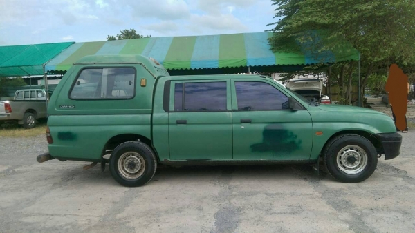 มิตซู L200 4ประตู มิตซู L200 4ประตู