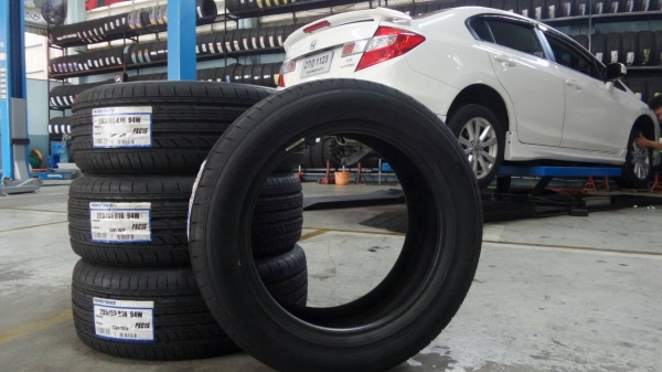 ขายยางใหม่ TOYO C1S 205/55-16 เส้น4000