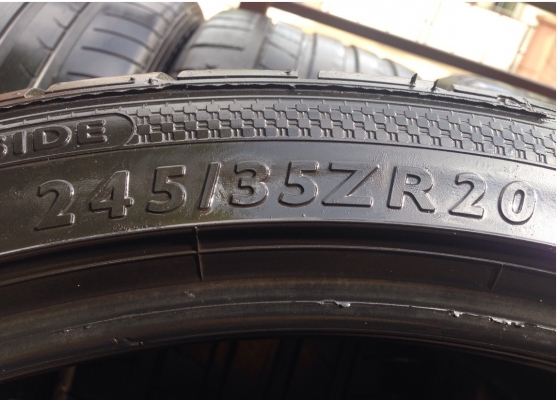 ยาง Dunlop sportmaxx หน้า 245 35 19 ปี13 หลัง 255 35 19 ปี12 ราคาไม่แพง