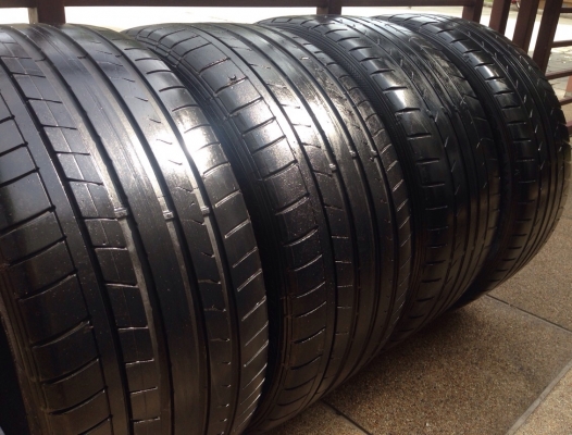 ยาง Dunlop sportmaxx หน้า 245 35 19 ปี13 หลัง 255 35 19 ปี12 ราคาไม่แพง