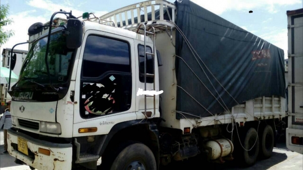 ขาย10ล้อคอก2เพลา270ติดแก๊สNgvไม่ดั้ม ขาย10ล้อคอก2เพลา270ติดแก๊สNgvไม่ดั้ม