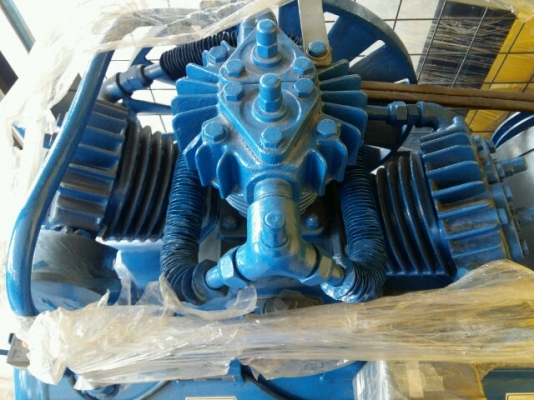 ขายปั้มลม 7.5แรง ทูสเตจ มิตซู 380v.ราคาถูกมาก ขายปั้มลม 7.5แรง ทูสเตจ มิตซู 380v.ราคาถูกมาก