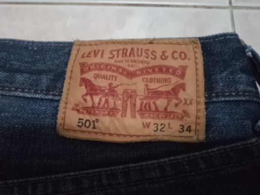 Levi's 501 สวยๆ สภาพเดิมๆ Levi's 501 สวยๆ สภาพเดิมๆ