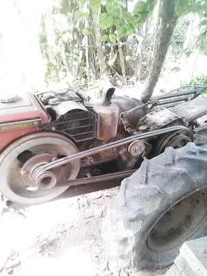 รถไถนาเดินตาม