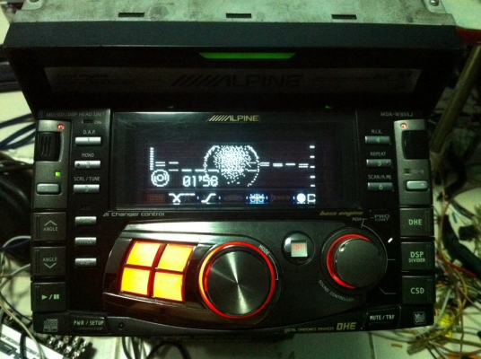 Alpine MDA-W955J รุ่นท็อปCD MD ปรีเอ้า3ชุด กราฟฟิกหน้าจอ วัดโวทหน้าจอ ปรับระดับไฟฟ้าได้10ระดับ คุมกล่องCD Made in Japan สภาพสวย มือ2 ญี่ปุ่น