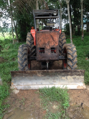 ขายรถไถ KUBOTA M9000 เอกสารเล่มทะเบียน ใบมีด 7 จาน 2407 ชม.ราคา 560000