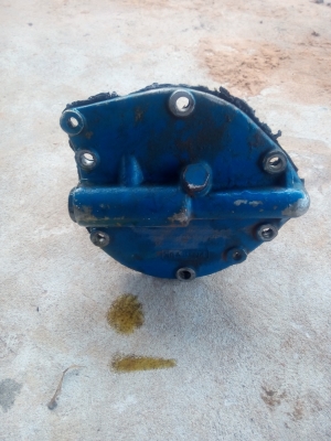 ปั๊มขาวฟอร์ด เก่านอกแท้