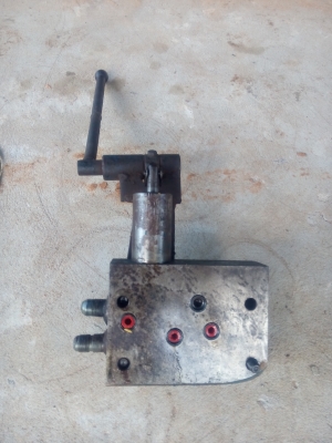 ขบคุนพี่วรสิทธิ์ กาฬาสินธ์มากนะคับ พรุ่งนี้จะส่งของให้ครับ