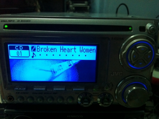 JVC KW-H800 รุ่นท็อป 24Bit 5V MP3 CD ไฟ7สี กราฟฟิกหน้าจอ ปรีเอ้า 3ชุด AUX หน้าเครื่องและหลังเครื่อง ฟั่งชั่นเยอะ คุมกล่องCD มือ2 ญี่ปุ่น