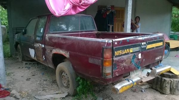 ขายตามสภาพ NISSAN ฝาแดง จอเหลี่ยม ปี 37 เครื่องดี ไม่มีหม้อน้ำเพราะถูกขโมย ทะเบียนพร้อมครับ ขายตามสภาพ NISSAN ฝาแดง จอเหลี่ยม ปี 37 เครื่องดี ไม่มีหม้อน้ำเพราะถูกขโมย ทะเบียนพร้อมครับ