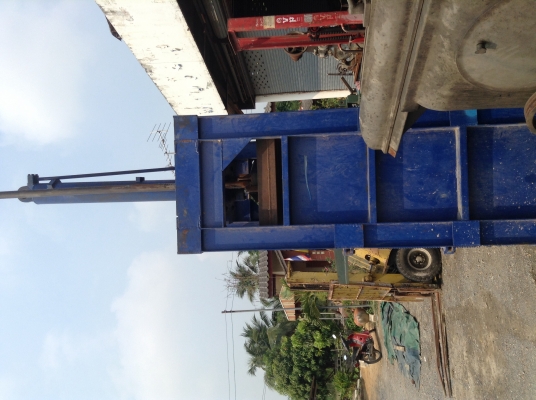 Sale>>เครื่องอัดไฮดรอลิก 300 kg. มอเตอร์ 10 hp.380 v.พร้อมใช้งาน