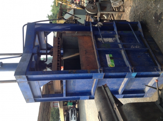 Sale>>เครื่องอัดไฮดรอลิก 300 kg. มอเตอร์ 10 hp.380 v.พร้อมใช้งาน