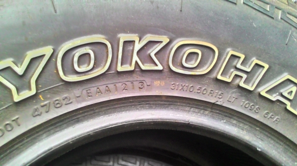 ขายยาง yokohama 30/10.5/r15 ปี13 1คู่ครับ