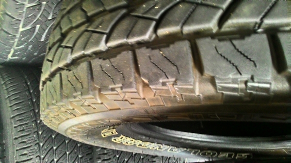 ขายยาง yokohama 30/10.5/r15 ปี13 1คู่ครับ ขายยาง yokohama 30/10.5/r15 ปี13 1คู่ครับ