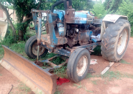 FORD 6610 เพลาเดียว เสื้อลาย อุปกรณ์ครบ มีใบดันหน้า ผานพรวน 7 รถใช้งานได้ดีครับ เครื่องแรงดีสตาร์ทติดง่ายไม่มีปัญหาครับ ระบบเกียร์เดินหน้าถอยหลังเข้าง่ายไม่มีหลุด ช่วงล่างดี ยางสภาพพอใช้ครับขายตามสภาพครับ มีเอกสารอินวอย ราคาต่อรองได้ครับ FORD 6610 เพลาเดียว เสื้อลาย อุปกรณ์ครบ มีใบดันหน้า ผานพรวน 7 รถใช้งานได้ดีครับ เครื่องแรงดีสตาร์ทติดง่ายไม่มีปัญหาครับ ระบบเกียร์เดินหน้าถอยหลังเข้าง่ายไม่มีหลุด ช่วงล่างดี ยางสภาพพอใช้ครับขายตามสภาพครับ มีเอกสารอินวอย ราคาต่อรองได้ครับ