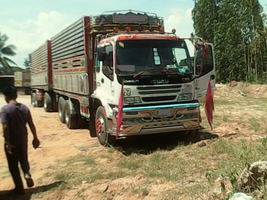 **2,190,000 บ.ต่อรอง/// DECA 320 maxload พ่วงดั้มเนียมเกษตร **ขาย ISUZU DECA-320 MAXLOAD พ่วง22ล้อดั้มเนียมเกษตรสวยๆ ISUZU DECA FXZ23NZHF 6SD1-TC 320HP EURO-2 ปี50 (MAXLOAD) เครื่องเดิม เกียร์เดิม แน่น แรง ไม่เยิ้ม เกียร์ไม่มีหลุด ช่วงล่างเดิมๆ แน่น คัสซี