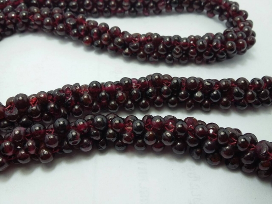 สร้อยคอทับทิมลายเม็ดพริกไทย