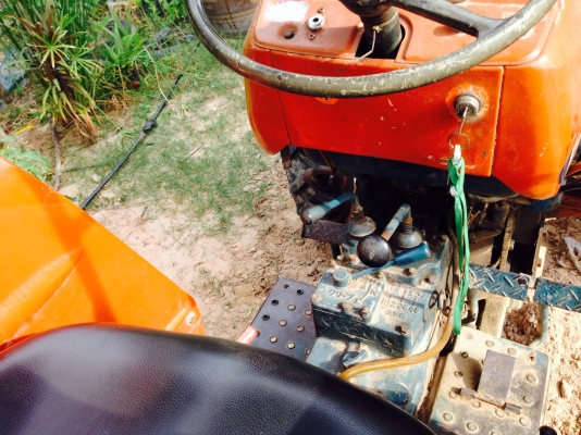 ขาย KUBOTA L3001-4x4 -2 เพลา (ราคา 95,000บาท) (ภาพวีดีโอ) เครื่องดี 4 สูบ ยางสภาพ80\% พร้อมอูปกรณ์ 2