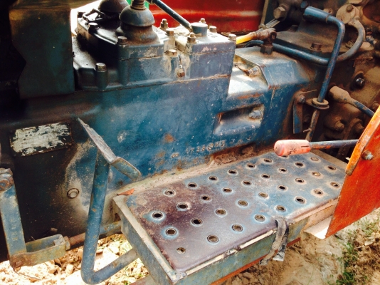 ขาย KUBOTA L3001-4x4 -2 เพลา (ราคา 95,000บาท) (ภาพวีดีโอ) เครื่องดี 4 สูบ ยางสภาพ80\% พร้อมอูปกรณ์ 2