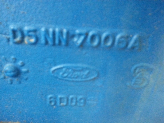 ขายด่วนเลยครับ ฟอร์ด 6600 เสื้อลาย รถพร้อมใช้งานครับ เล่มพร้อมโอนครับ