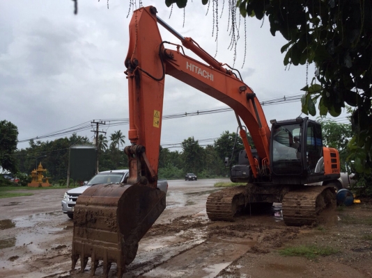 ขายดาวน์แบคโฮ HITACHI ZX200-5G ทำงาน 5612ชั่วโมง สนใจโทร 081-970-1072 ขายดาวน์แบคโฮ HITACHI ZX200-5G ทำงาน 5612ชั่วโมง สนใจโทร 081-970-1072