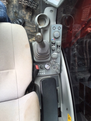 ขายดาวน์แบคโฮ HITACHI ZX200-5G ทำงาน 5612ชั่วโมง สนใจโทร 081-970-1072