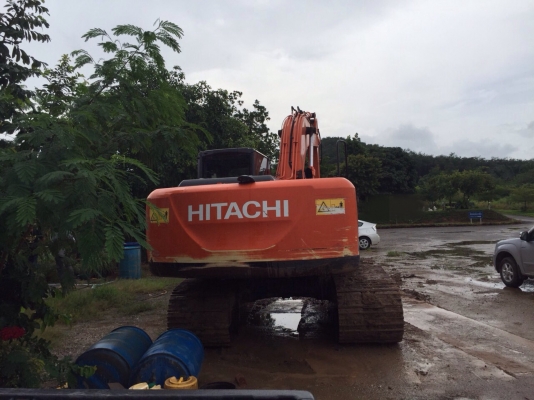 ขายดาวน์แบคโฮ HITACHI ZX200-5G ทำงาน 5612ชั่วโมง สนใจโทร 081-970-1072