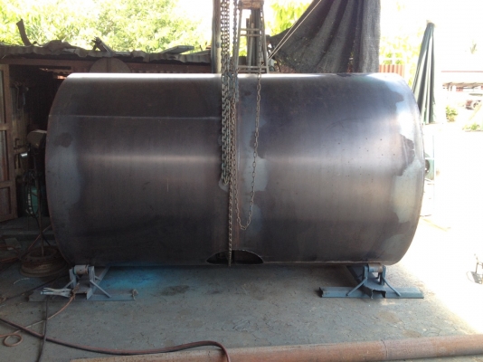 ถังน้ำมันใหม่ขนาด 4500 ลิตร ถังน้ำมันใหม่ขนาด 4500 ลิตร