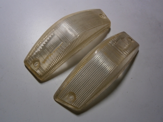 เลนส์ไฟเลี้ยวมุม DATSUN 520