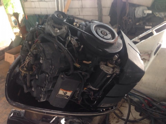 ขายเครื่องเมอร์คิวรี่ 225 แรง 2 จังหวะครับ เครื่องดีครับจะเปลี่ยนเป็นวางท้องหากใครมีหางเครื่องอินบรอดเอามาแลกได้ครับส่วนต่างมาว่ากัน เชิญมาทดลองเครื่องก่อนค่อยซื้อไปครับ ขาย 120000 บาทเท่านั้น พร้อมคอลโทล