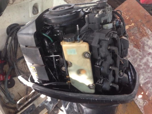 ขายเครื่องเมอร์คิวรี่ 225 แรง 2 จังหวะครับ เครื่องดีครับจะเปลี่ยนเป็นวางท้องหากใครมีหางเครื่องอินบรอดเอามาแลกได้ครับส่วนต่างมาว่ากัน เชิญมาทดลองเครื่องก่อนค่อยซื้อไปครับ ขาย 120000 บาทเท่านั้น พร้อมคอลโทล