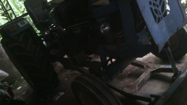 ขายรถไถฟอร์ด6600เสื้อลายพร้อมใช้พร้อมจดทะเบียนโอนรถสวยเดิมๆพวงมาลัยราวเตอร์คอลโทลสูงราคาถูกๆ370000 ขายรถไถฟอร์ด6600เสื้อลายพร้อมใช้พร้อมจดทะเบียนโอนรถสวยเดิมๆพวงมาลัยราวเตอร์คอลโทลสูงราคาถูกๆ370000