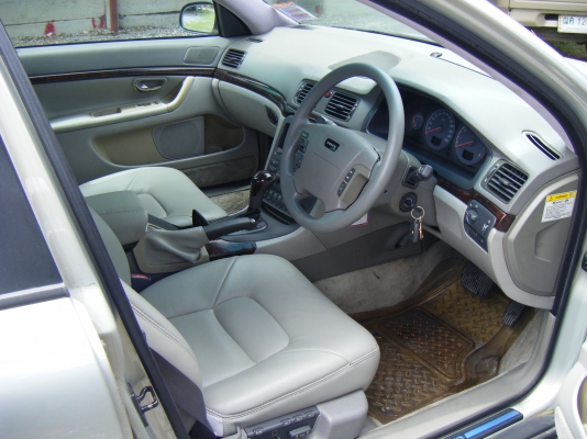 volvo s80 2.9 ปี2000 รถมือแรก