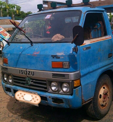 หกล้อ อีซูซุ TL85 ช่วงสั้น 3.20ม สภาพดีพร้อมใช้งาน เครืองดีแคชชีสวย วิงทางไกลสะบาย ทะเบียนพร้อมโอน หกล้อ อีซูซุ TL85 ช่วงสั้น 3.20ม สภาพดีพร้อมใช้งาน เครืองดีแคชชีสวย วิงทางไกลสะบาย ทะเบียนพร้อมโอน