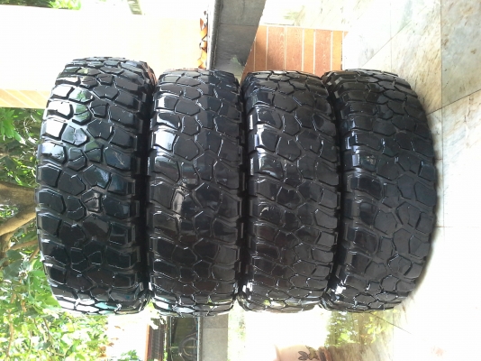 ขออนุญาตปล่อย ยฺางBF Goodrish MUD KM2 31x10.5R15ปี11 ทั้งชุด3000บาท