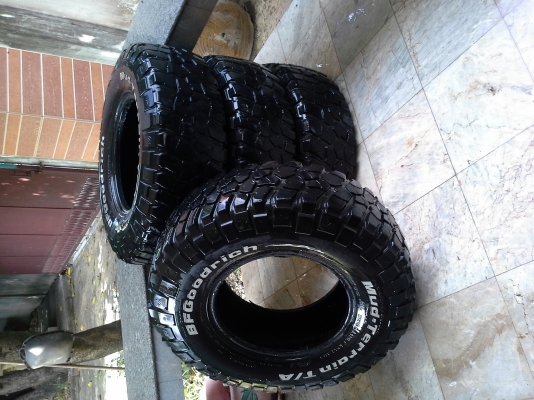 ขออนุญาตปล่อย ยฺางBF Goodrish MUD KM2 31x10.5R15ปี11 ทั้งชุด3000บาท