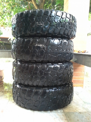 ขออนุญาตปล่อย ยฺางBF Goodrish MUD KM2 31x10.5R15ปี11 ทั้งชุด3000บาท