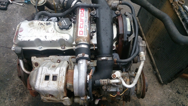 ขายเครื่องยนต์ดีเซล TOYOTA 2L TURBO
