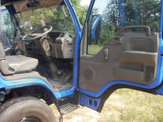 ขาย ISUZU NQR 120 ตัวพิเศษ คัชซีใหญ่  5.5 m.เฟืองท้ายใหญ่