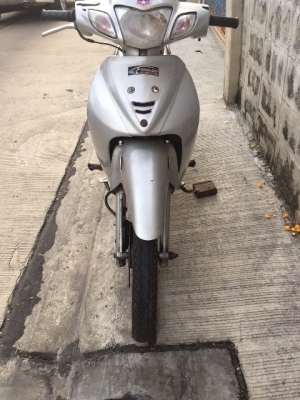 honda wave125 ถูกๆเอาไปทำซาเล้ง ได้เลยจ้า 7500 บาท honda wave125 ถูกๆเอาไปทำซาเล้ง ได้เลยจ้า 7500 บาท