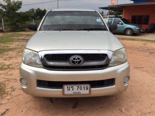 ขายวีโกีปี52 พร้อมลุยงานราคาถูกๆครับ ขายวีโกีปี52 พร้อมลุยงานราคาถูกๆครับ